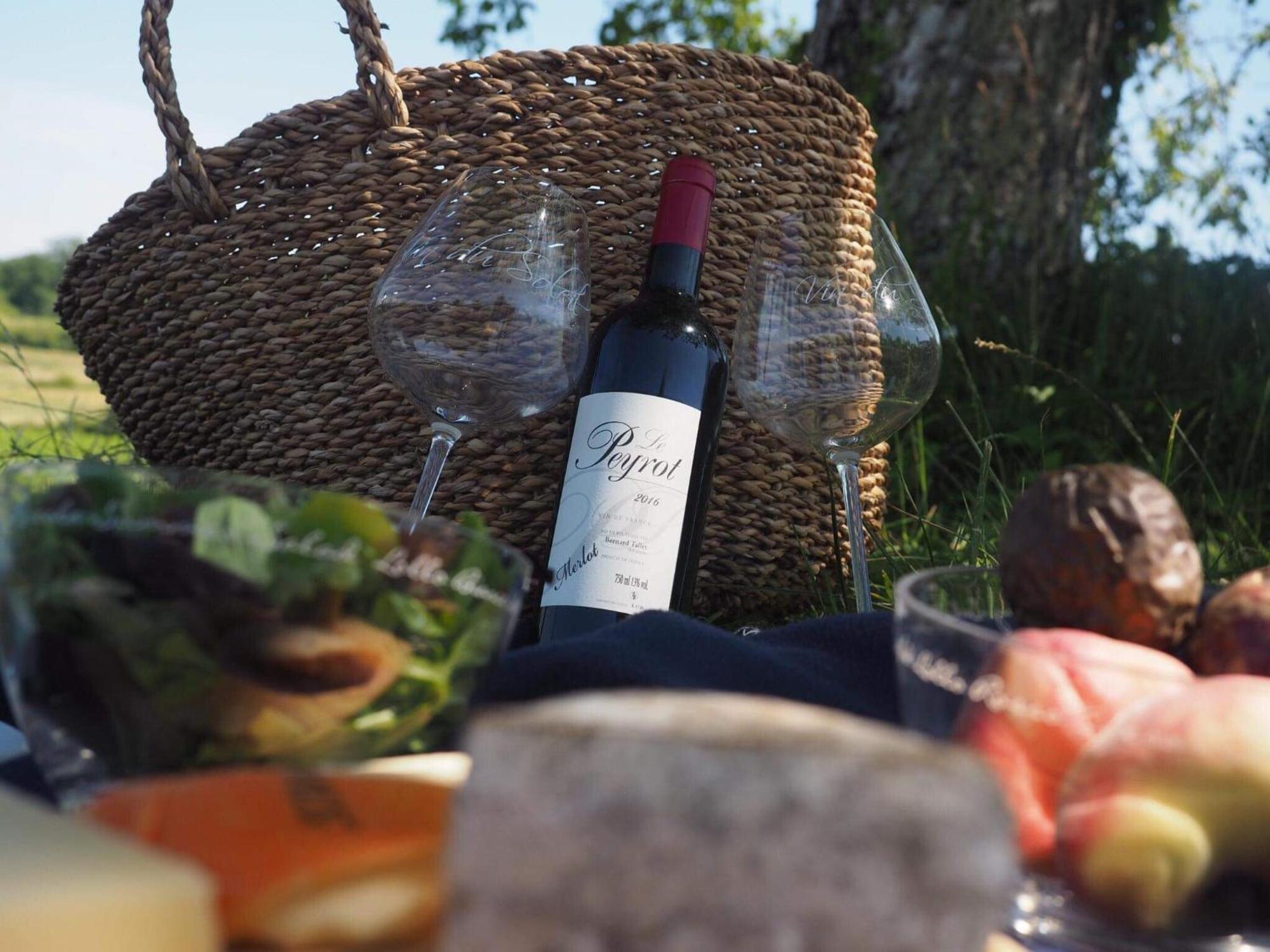 Chez Henri Bed & Breakfast Belves-de-Castillon Bagian luar foto