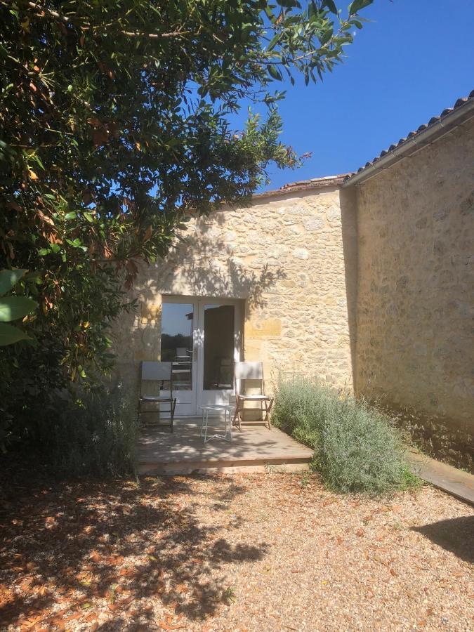 Chez Henri Bed & Breakfast Belves-de-Castillon Bagian luar foto